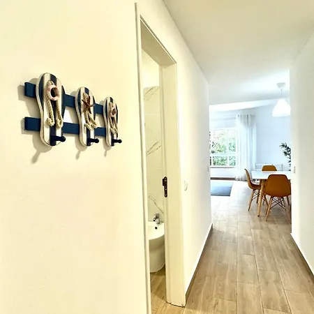 Da Rocha, Rosa, T1, Piscinas, Parqueamento E Internet By Ig Appartamento
