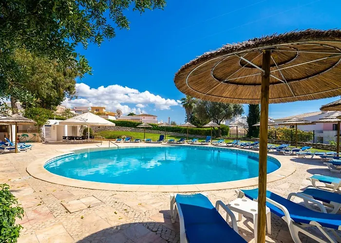 Daire Da Rocha, Rosa, T1, Piscinas, Parqueamento E Internet By Ig Portimão